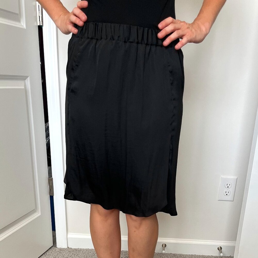 Halston- Flowing Black Summer Skirt